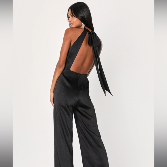 Lulus black silk jumpsuit in size Medium - Picture 7 of 9